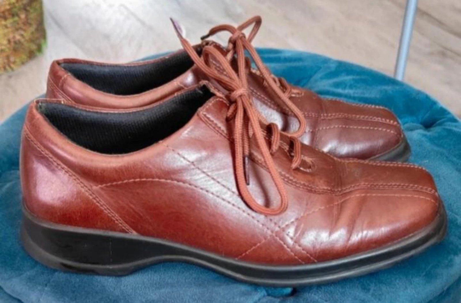 Brown leather lace-up shoes size 38 – photo 3